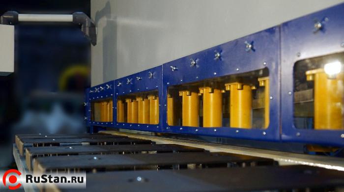 Гидравлические гильотинные ножницы НГ3427 фото №10 Гидравлические гильотинные ножницы НГ3427 фото №10