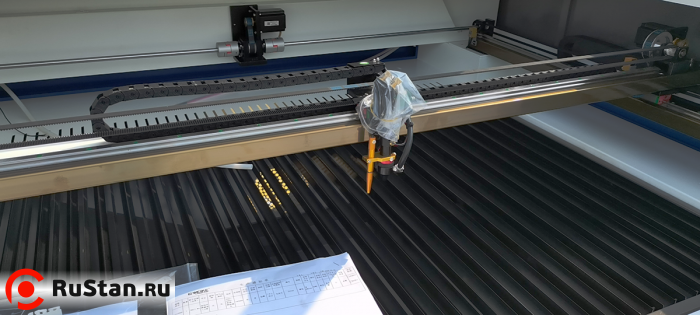 Лазерный станок для гравировки и резки фанеры акрила LC1390N (150W Reci С6, CW5200, Ruida) фото №5 LC1390N (150W Reci С6) фото №5