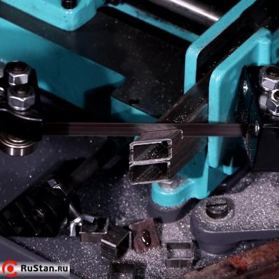 Ленточнопильный станок по металлу AURA LM-115U/220 фото №4 AURA LM-115U/220 фото №4