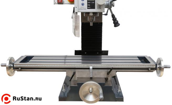 Рабочий стол фрезерного станка перемещается вдоль осей X, Y. Передвижение стола осуществляется по направляющим типа «ласточкин хвост». фото №8 Рабочий стол фрезерного станка перемещается вдоль осей X, Y. Передвижение стола осуществляется по направляющим типа «ласточкин хвост». фото №8