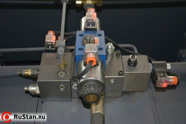Гидравлическая система Bosch-Rexroth фото №5 Гидравлическая система Bosch-Rexroth фото №5
