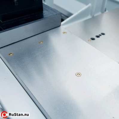 Все подвижные части станка оснащены тавотницами. фото №11 METAL MASTER Z46100 фото №11